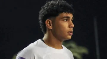 ضغوط مالية.. ناشئ الزمالك يعمل بمطعم بعد التمرين